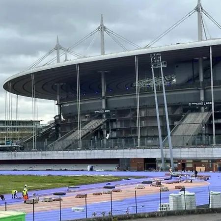 Paris Stade De France 홈스테이 생드니